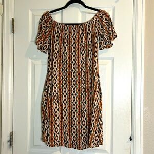 Abound flowy wide neck dress/tunic with pockets! Size small.